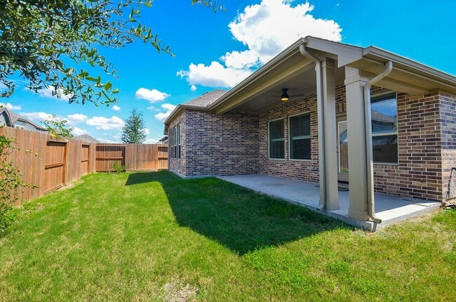 Building Photo - 18426 Bluebird Br Ln