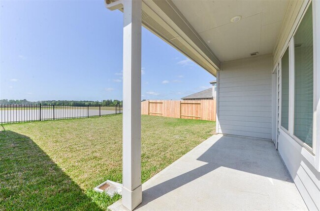 Building Photo - 16524 Cascading Pnes Ct