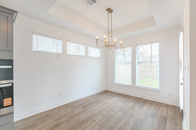 Building Photo - 215 Warbler Song Dr