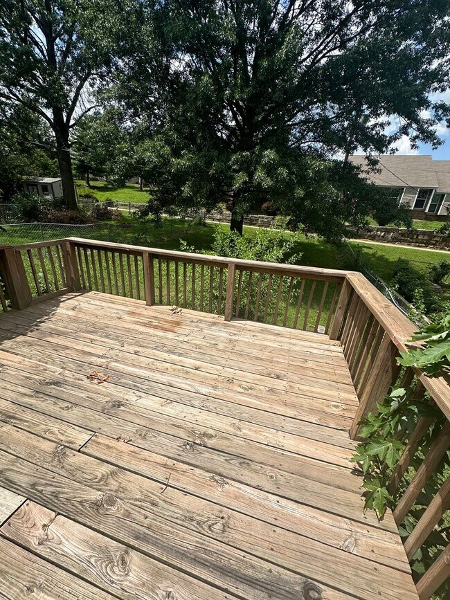 Building Photo - ***Available Immediately***Remodeled 3 Bed...