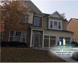 Building Photo - Nice home by Mall of Georgia.  Great locat...