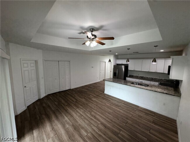 Building Photo - 1104 Ichabod Ave