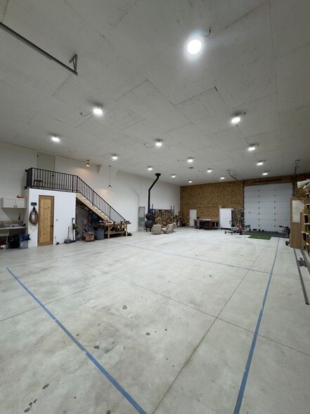 Building Photo - 2809 Casberg-Burroughs