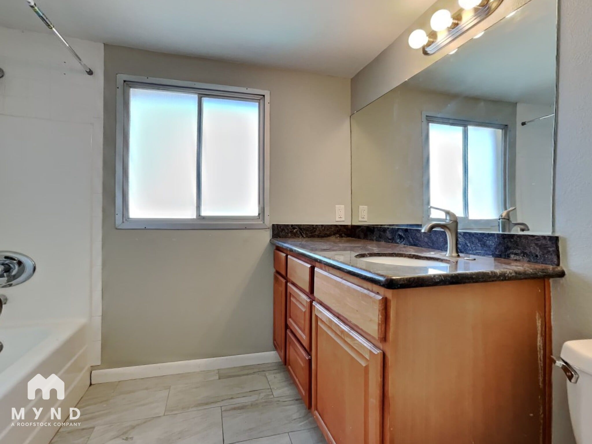 Building Photo - 8426 E Keim Dr