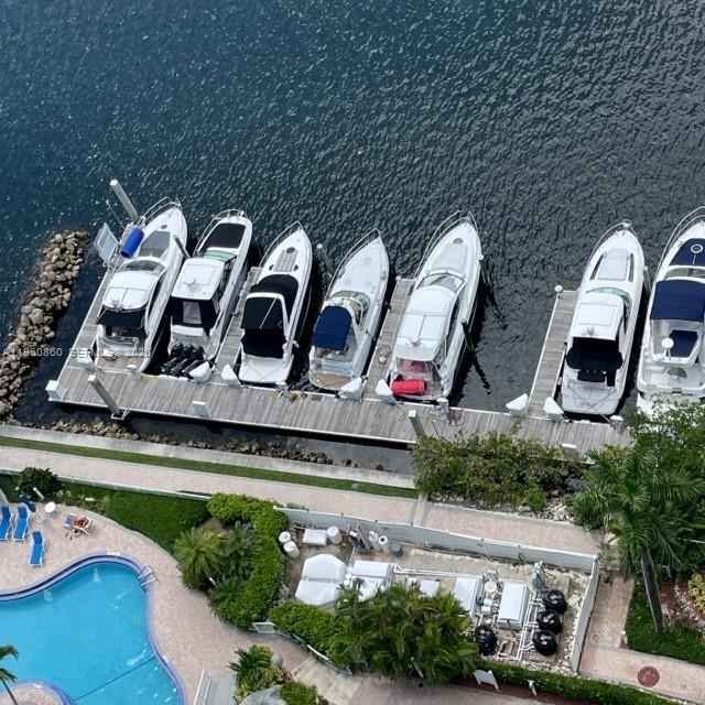 Building Photo - 3530 Mystic Pointe Dr