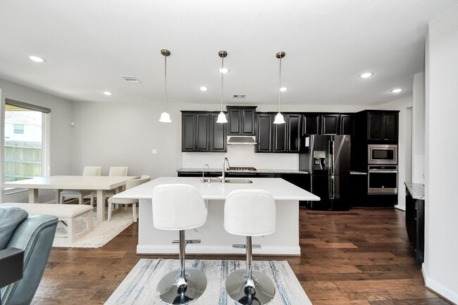 Building Photo - 2707 Brighton Willow Way
