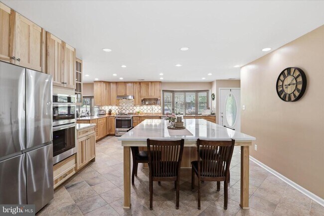 Building Photo - 5202 Garner St