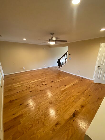 1st floor - 524 Pine Tops Ct