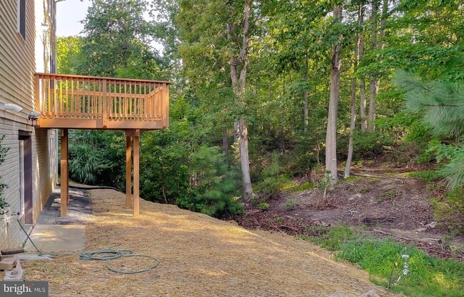 Building Photo - 46230 Sylvan Ct