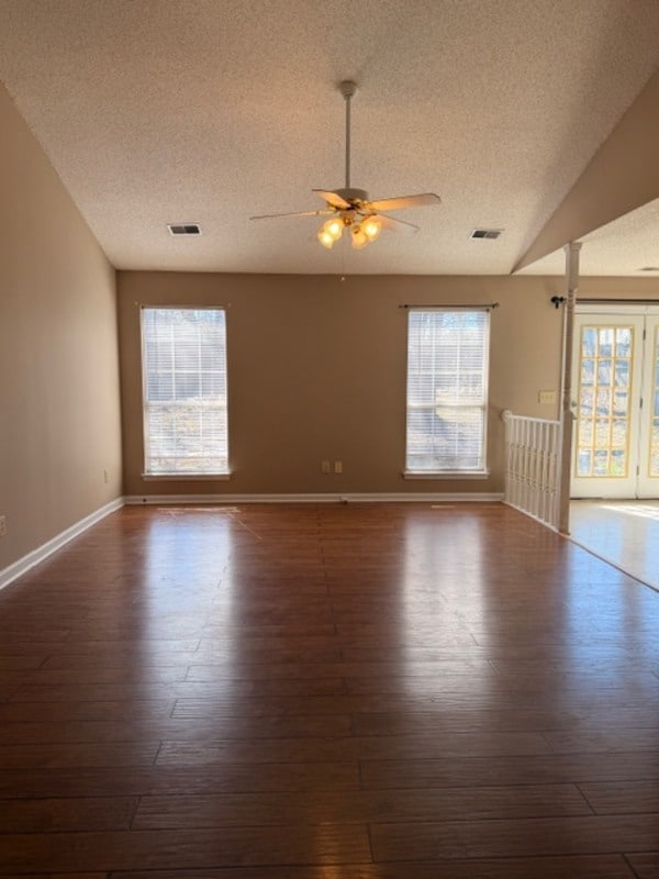 Building Photo - 229 Stonewood Dr