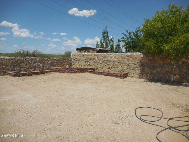 Building Photo - 14301 Desert Orchid Dr