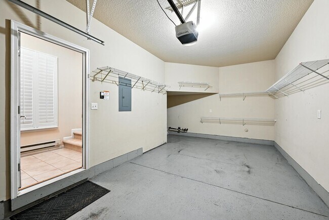 Building Photo - 965 Turtle Pond Ln