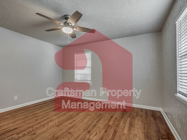 Building Photo - 10504 Ridgeview Dr