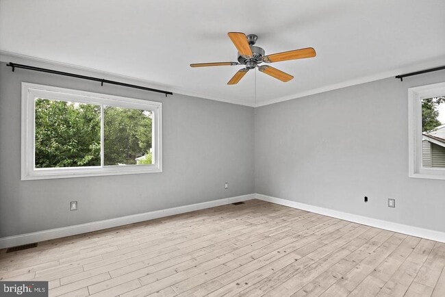 Building Photo - 511 Avondale Dr