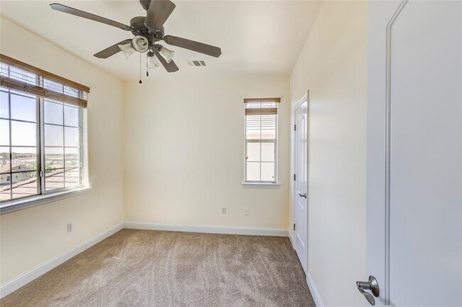 Building Photo - 7313 Lookout Bluff Terrace