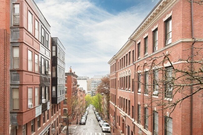 Building Photo - 54 Myrtle St