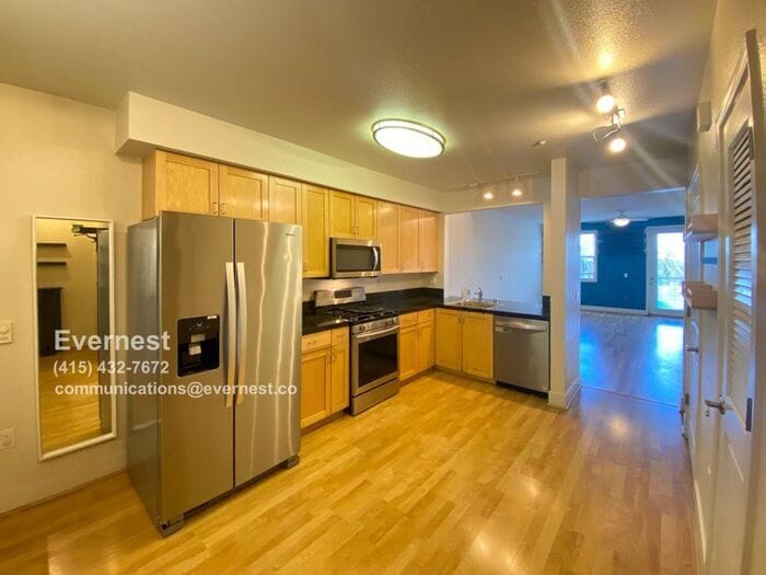 Building Photo - 1528 Brunswig Ln
