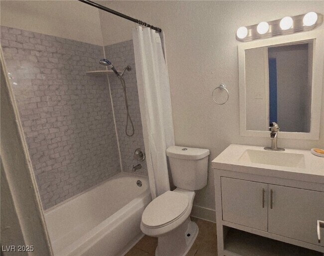Building Photo - 4161 Oxnard Cir