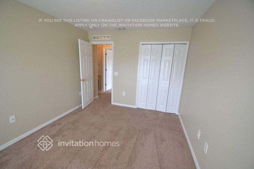 Building Photo - 6043 Sunset Vista Dr