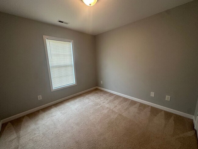 Building Photo - 4252 Redspire Ln