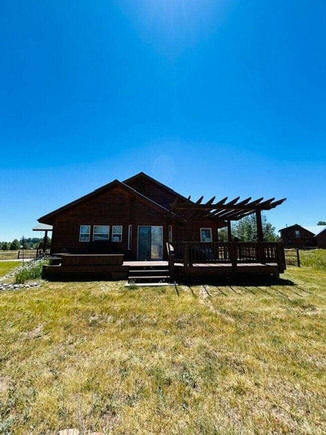 Building Photo - FOR RENT – Fully Furnished 3 Bedroom, 2 Bath Home with Mountain Views