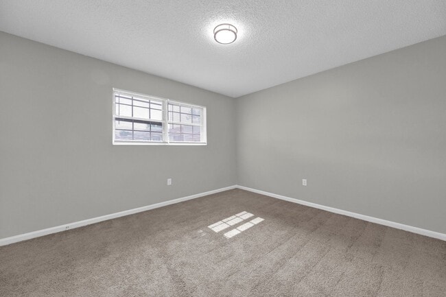 Building Photo - 674 Hobbs Dr