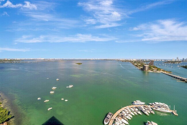 Building Photo - 1717 N Bayshore Dr