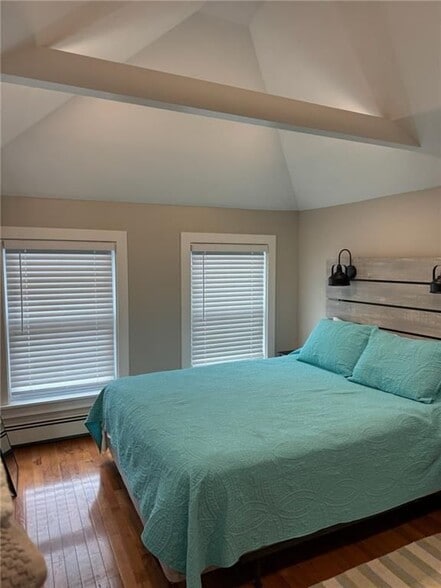 Building Photo - 53 Center Ave