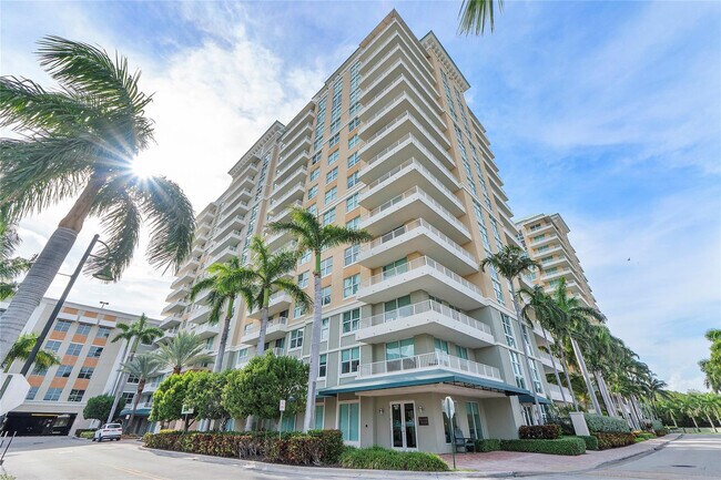 Building Photo - 625 Casa Loma Blvd