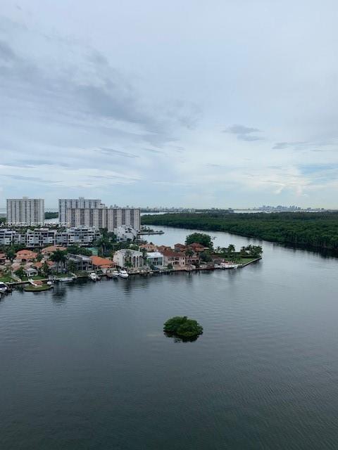 Building Photo - 400 Sunny Isles Blvd