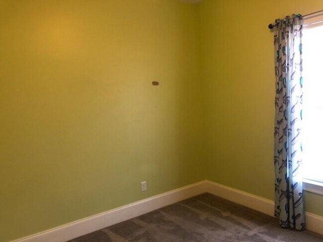 Building Photo - 3 Bed, 2 Bath Unfurnished home in Hampstead - Cross Creek Community