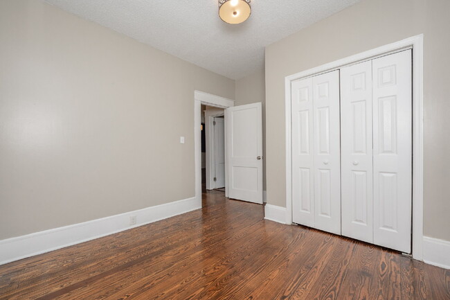 Building Photo - Beautiful 3-Bedroom, 2-Bath Bungalow with ...