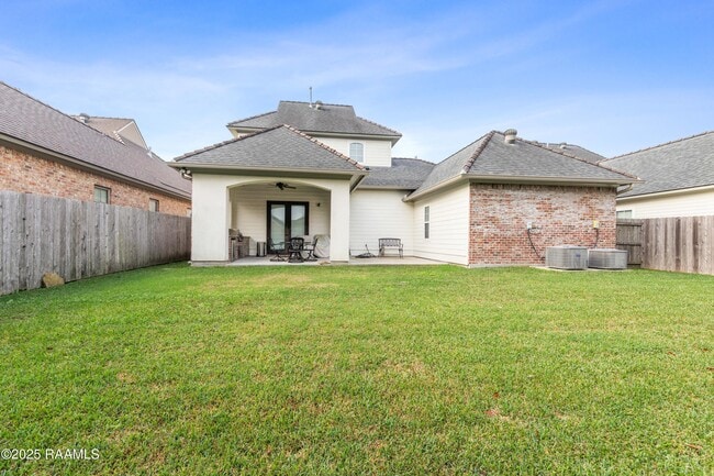 Building Photo - 311 Oats Dr