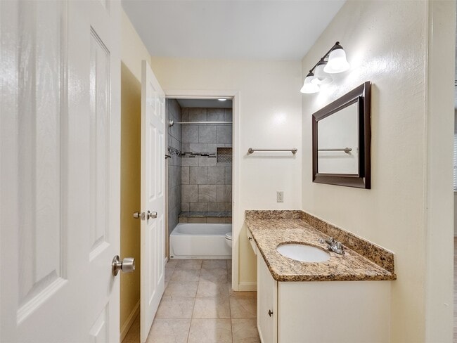 Building Photo - 12625 Memorial Dr