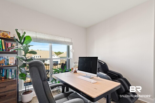 Building Photo - 9426 Diamante Blvd
