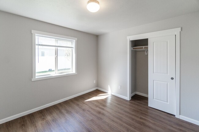 Building Photo - Charming 3 Bed, 2 Bath Home in Cheney – Op...