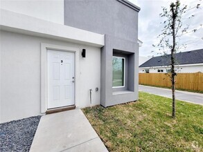 Building Photo - 3405 Frio Ave
