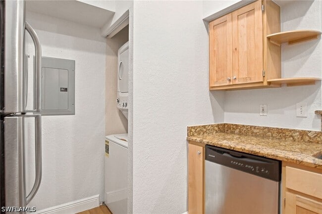 Building Photo - 23560 Walden Center Dr