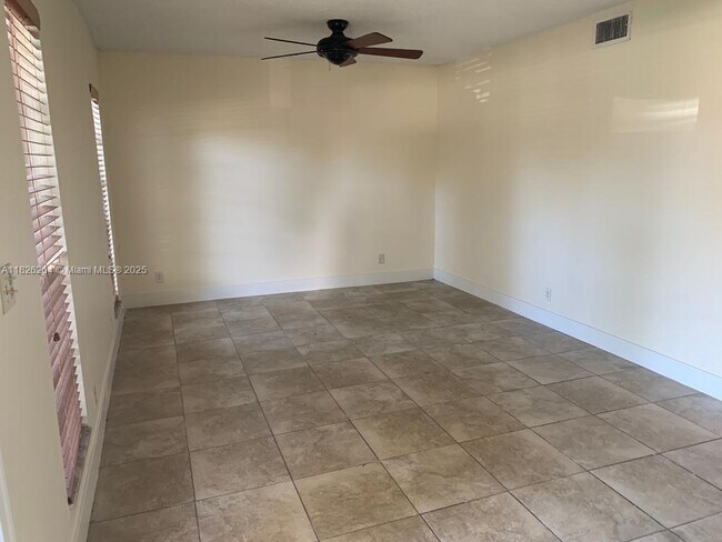 Building Photo - 6575 Boulevard of Champions