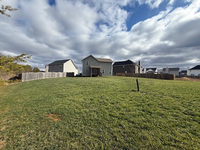 Building Photo - 2604 Farmhouse Dr