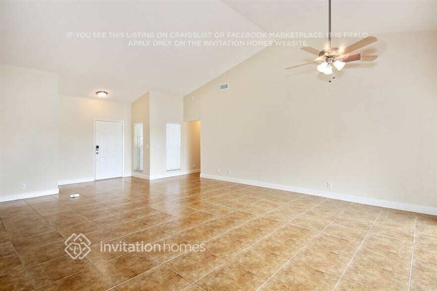 Building Photo - 12132 Quilting Ln