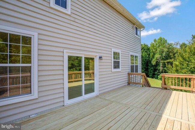 Building Photo - 9112 Granite Ct