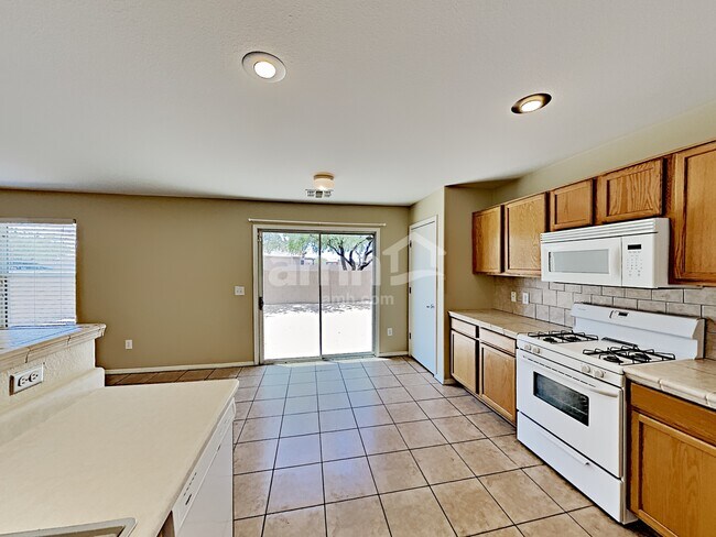 Building Photo - 4846 E Orchard Grass Dr