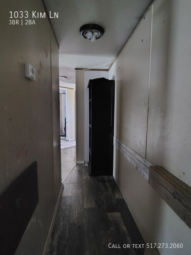 Building Photo - 1033 Kim Ln