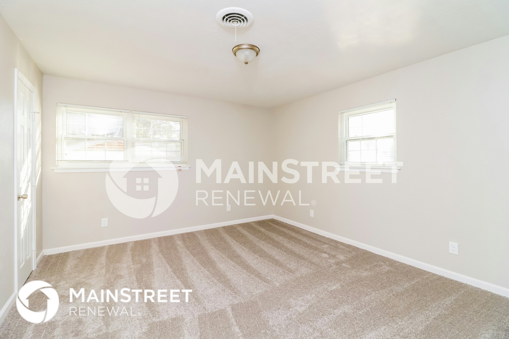 Building Photo - 953 Charleston Dr