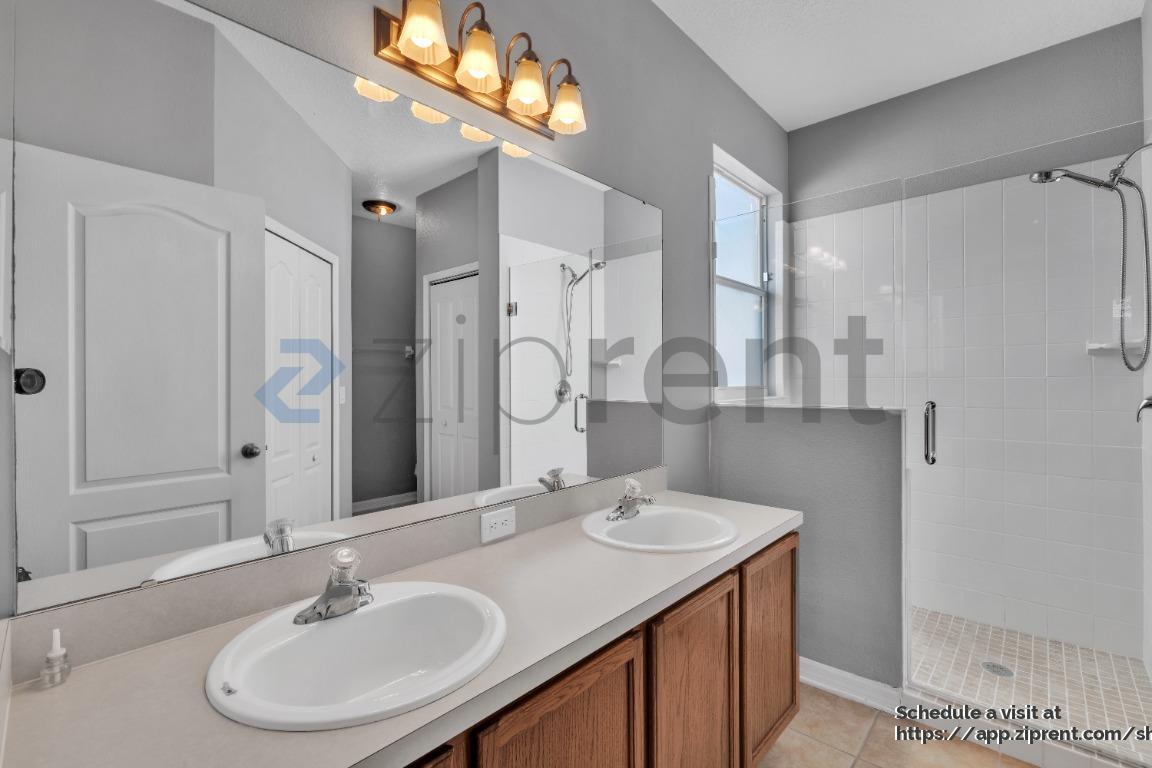 Building Photo - 13108 Social Ln