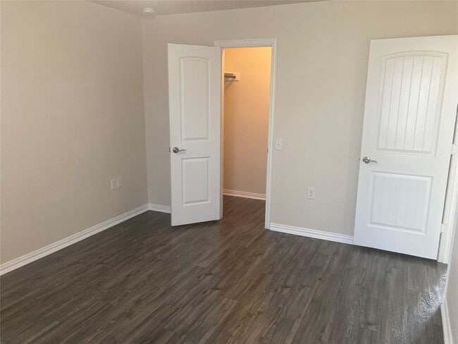 Building Photo - 7216 Vail Ridge St