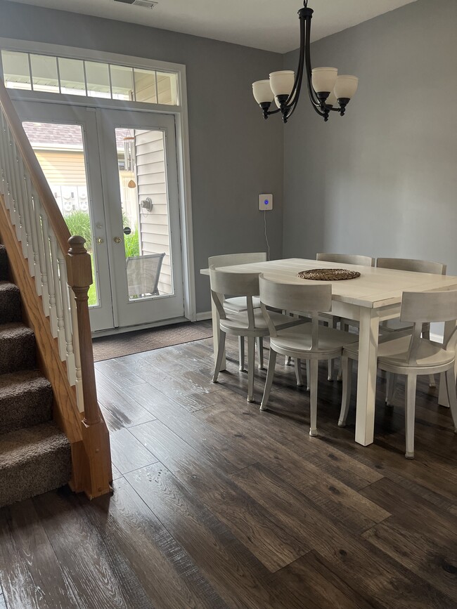 Building Photo - 5648 Winnetka Ave N