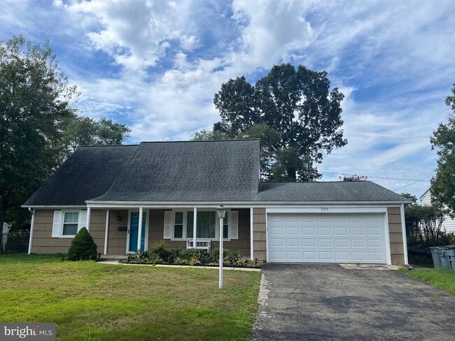 Primary Photo - 3506 Mullin Ln