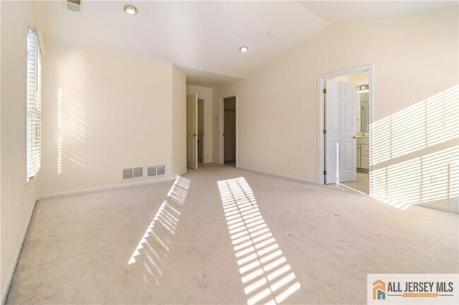 Building Photo - 14 Caleb Ln